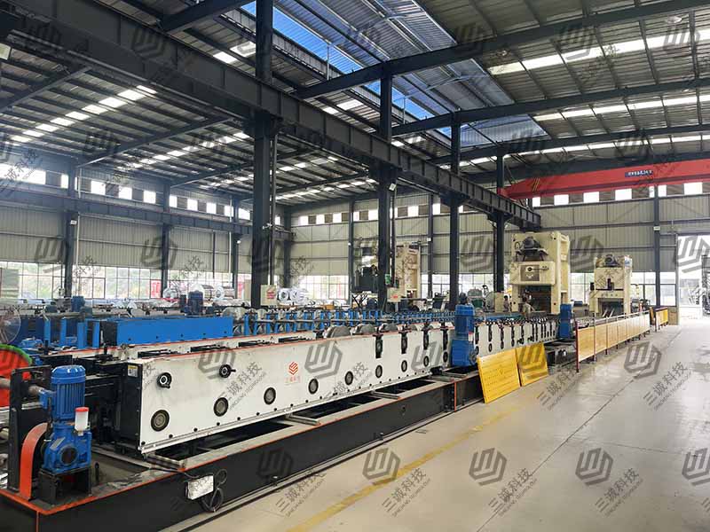 模壓電纜橋架生產(chǎn)線(xiàn)